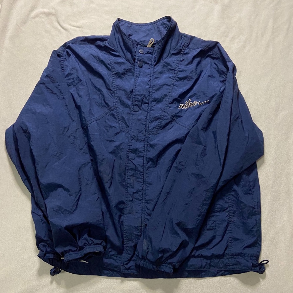 VINTAGE NIKE WINDBREAKER